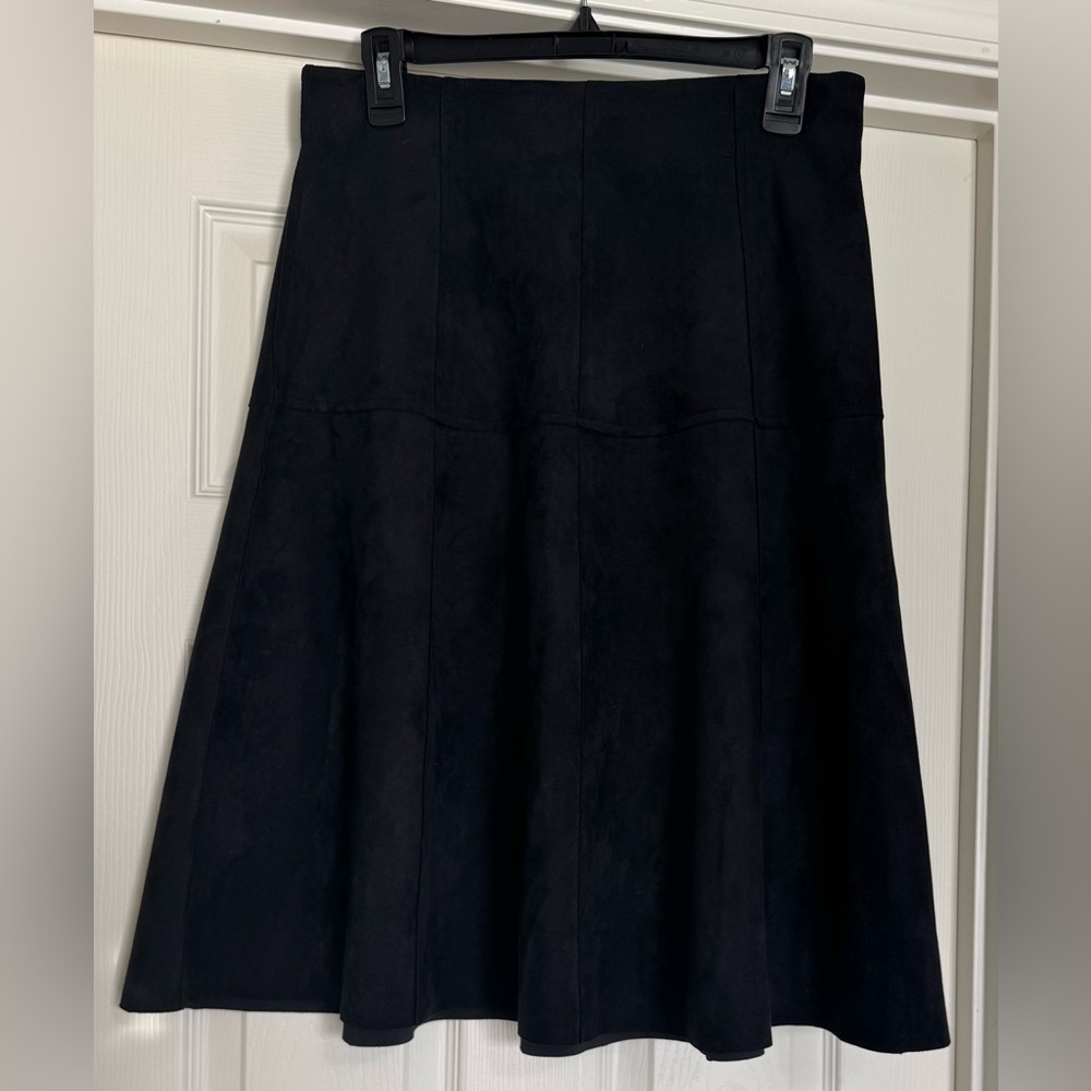 Elegant Black Women's Suede Skirt